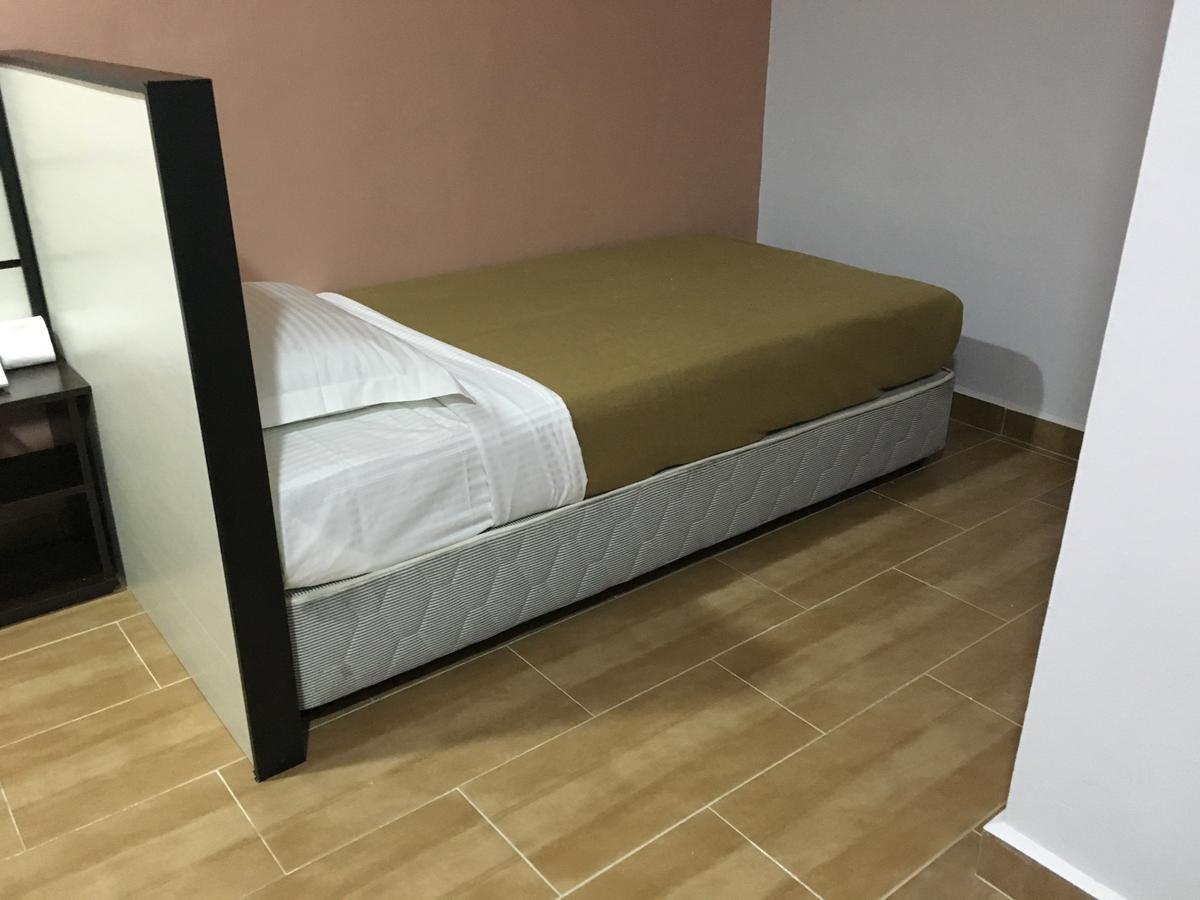 Grand Business Hotel Jertih Zewnętrze zdjęcie